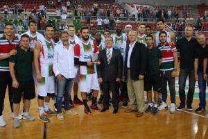 Pınar Karşıyaka umut verdi