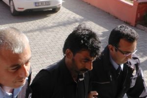 Yasak aşkıyla ka&ccedil;arken yayaya &ccedil;arpan adam tutuklandı