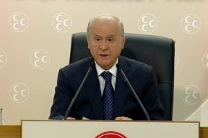 Bah&ccedil;eli'den 'mini anayasa' değerlendirmesi