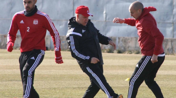 Sivasspor "Bakkal'a" gidiyor
