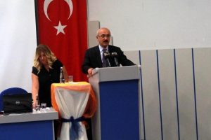 Bakan Elvan'dan ter&ouml;rle m&uuml;cadelede kararlılık mesajı