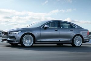 Volvo 127 bin aracını geri &ccedil;ağırdı