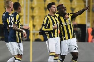 Fenerbah&ccedil;e Feyenoord'u dize getirdi