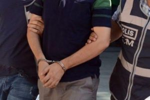 &Uuml;nl&uuml; baklavacı FET&Ouml; imamı olduğu iddiasıyla g&ouml;zaltına alındı!