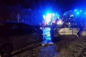 Antalya'da feci kaza: 3 &ouml;l&uuml;, 3 ağır yaralı