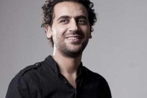 &Ouml;d&uuml;ll&uuml; yazar Murat &Ouml;zyaşar g&ouml;zaltında