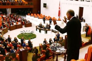 Meclis a&ccedil;ılışında muhalefet ne yapacak?