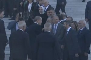 Meclis a&ccedil;ılışında Cumhurbaşkanı Erdoğan'ı b&ouml;yle karşıladılar