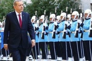 TBMM'de bir ilk! Muhafız Alayı yerine...