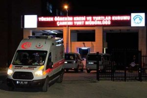 &Uuml;niversite yurdunda asans&ouml;r d&uuml;şt&uuml;: 11 yaralı
