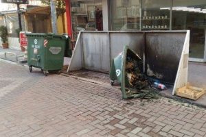 Kocaeli'de 1 ayda 15 plastik konteyner yakıldı