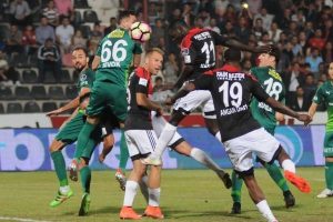 Bursaspor, "en hır&ccedil;ın" takımlar arasına adını yazdırdı