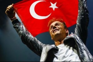 Armin van Buuren, İstanbul'u salladı