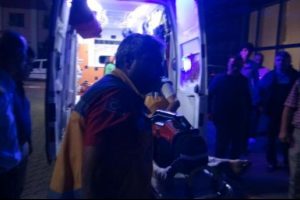 Roketin par&ccedil;aları imha edilirken patladı
