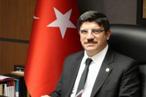 "Ana muhalefet liderinin adeta FET&Ouml; avukatlığına soyunması..."