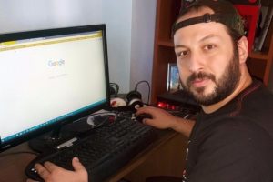 Google'ın a&ccedil;ığını bulan Adanalı k&ouml;şeyi d&ouml;necek