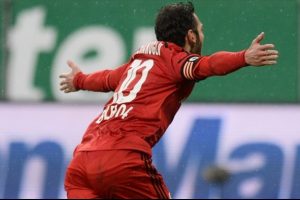 Hakan &Ccedil;alhanoğlu, Bundeliga'da 6. haftanın oyuncusu se&ccedil;ildi