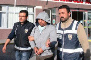 Konya'daki 3'&uuml;nc&uuml; Ana Jet &Uuml;s Komutanlığı'nda FET&Ouml; operasyonu: 21 g&ouml;zaltı