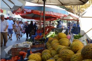 Meyve ve sebzenin standardı yeniden belirleniyor