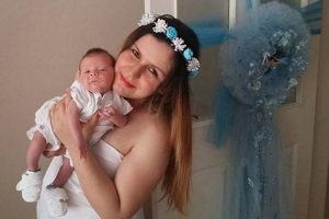 Geriye g&ouml;z&uuml; yaşlı eşi ve 3 aylık bebeği kaldı