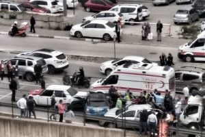 Bursa'da Esentepe kavşağında feci kaza!