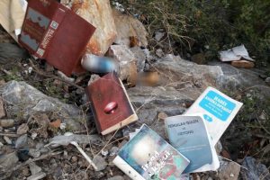 Eskişehir'de FET&Ouml;'ye ait kitap ve CD'ler bulundu