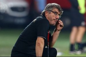 Osmanlıspor, Ak&ccedil;ay'ı bırakmak istemiyor!