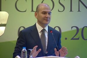 En iyi kaymakamlar G&uuml;neydoğu'ya g&ouml;nderilecek