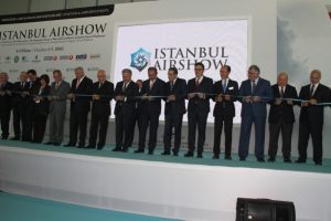 İstanbul AirShow kapılarını a&ccedil;tı