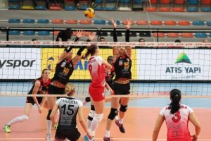 Cengiz G&ouml;ll&uuml; Voleybol Turnuvası devam ediyor