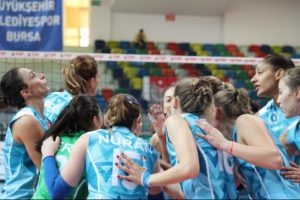 Bursa B&uuml;y&uuml;kşehir Belediyespor, Olimpiakos'a boyun eğdi
