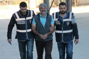 Bylock kullanıcısı 10 &ouml;ğretmene tutuklama