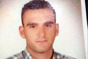 Ticaret yaptığı besiciyi &ouml;ld&uuml;r&uuml;p, cesedini u&ccedil;urumdan attı