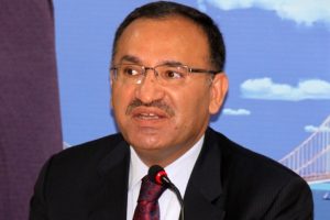 "FET&Ouml; maalesef toplumumuzu b&ouml;ld&uuml;"