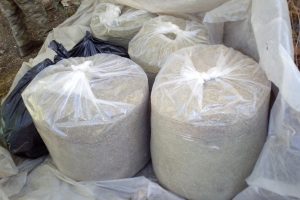 Diyarbakır'da 467 kilo esrar ele ge&ccedil;irildi