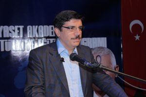 "FET&Ouml;'n&uuml;n 17 &uuml;niversitesi kapatıldı"