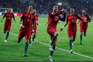 Portekiz'de Ronaldo tarihe ge&ccedil;ti