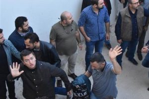 3'&uuml;nc&uuml; Ana Jet &Uuml;s Komutanlığı'ndaki FET&Ouml; operasyonunda 21 tutuklama