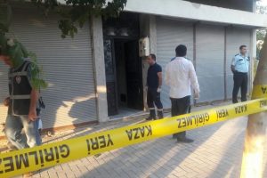 Akli dengesi yerinde olmayan şahıs, annesini &ouml;ld&uuml;rd&uuml;