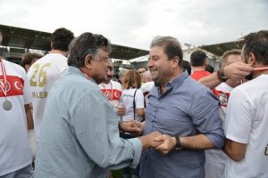 &Uuml;nl&uuml; isimler l&ouml;semili &ccedil;ocuklar i&ccedil;in sahada