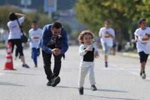 Minik sporcular Bursa'da kıyasıya yarıştı
