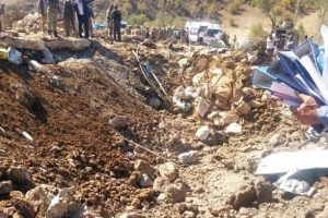 Şemdinli'de 5 tonluk hainlik: 10'u asker, 18 şehit