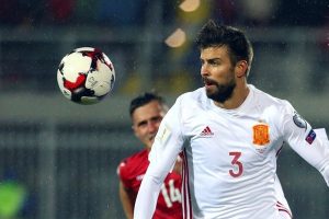 İspanyollardan Pique'ye b&uuml;y&uuml;k tepki!