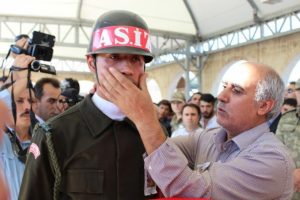 Şehit babası: Kurban olurum size ağlamayın