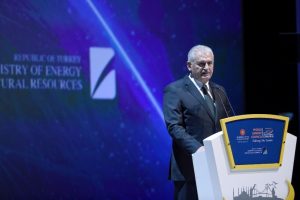 Yıldırım: "D&uuml;nya enerji haritası değişmekte"