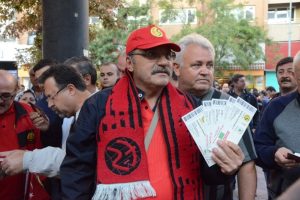 Seyircisiz ma&ccedil;ın biletleri satışta