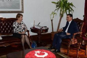 İsrail Maslahatg&uuml;zarı Oron'dan Vali Topaca'ya ziyaret