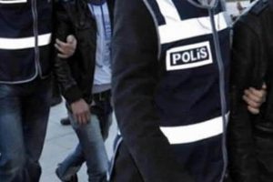 İzmir merkezli 5 ilde fet&ouml; operasyonu: 23 g&ouml;zaltı