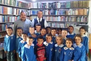 İmam dağ k&ouml;y&uuml;nde 3 bin kitaplık k&uuml;t&uuml;phane kurdu