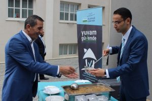 CLK Uludağ Elektrik aşure g&uuml;n&uuml;nde m&uuml;şterilerinin ağzını tatlandırdı